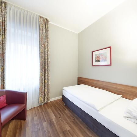Hotel Bremer Tor Stuhr Buitenkant foto