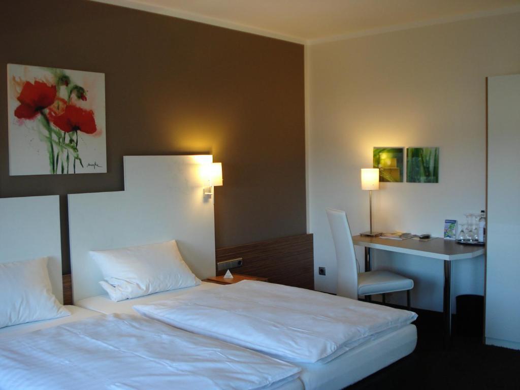 Hotel Bremer Tor Stuhr Kamer foto